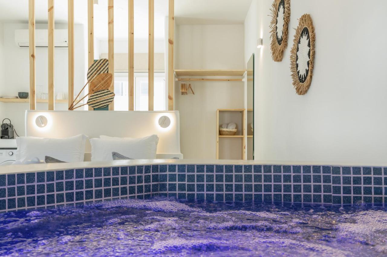 Utopia Luxury Apartments ナウサ エクステリア 写真