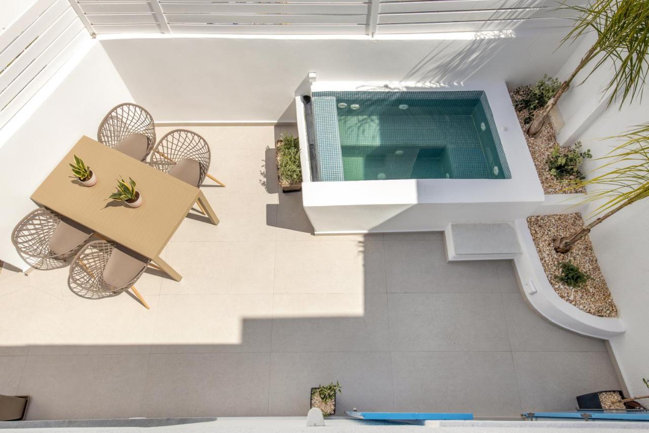 Utopia Luxury Apartments ナウサ エクステリア 写真